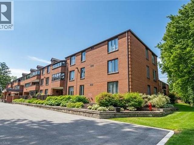 Condo for sale in Ancaster, Ontario