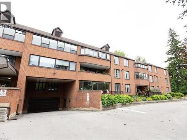 Condo for sale in Ancaster, Ontario