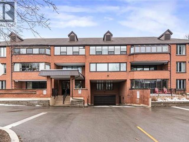 Condo for sale in Ancaster, Ontario