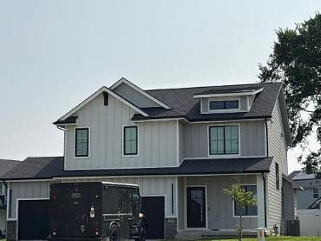 House for sale in Urbandale, Iowa