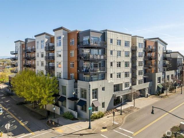 Condo for sale in Burien, Washington