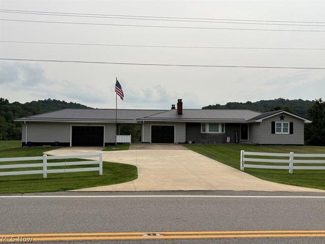 House for sale in Newcomerstown, Ohio