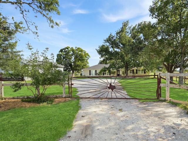 House for sale in Guy, Texas