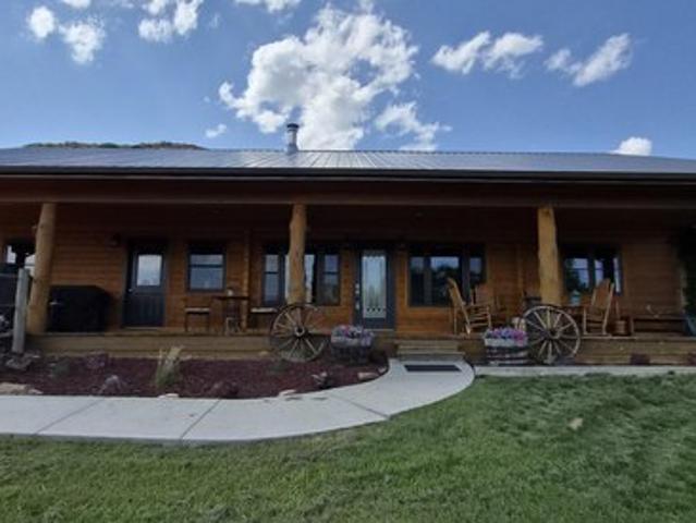 House for sale in Sentinel Butte, North Dakota