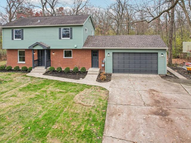 Property for sale in Green Oaks, Illinois