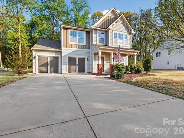 House for sale in Mecklenburg, North Carolina