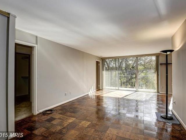 Condo for sale in Virginia