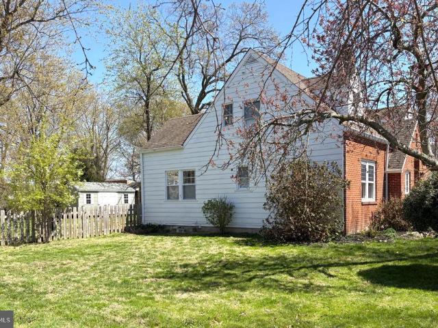 House for sale in Shady Side, Maryland