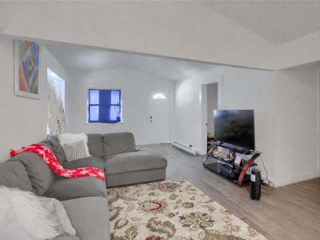 House for sale in Coraopolis, Pennsylvania