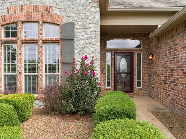 House for sale in Pea Ridge, Benton County