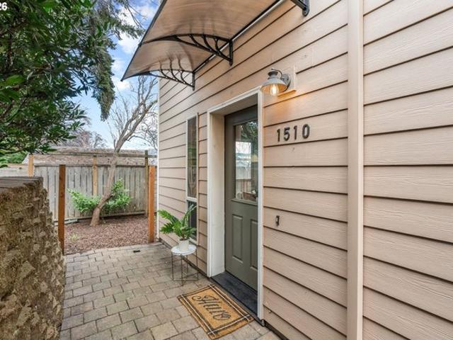 Condo for sale in Oregonia