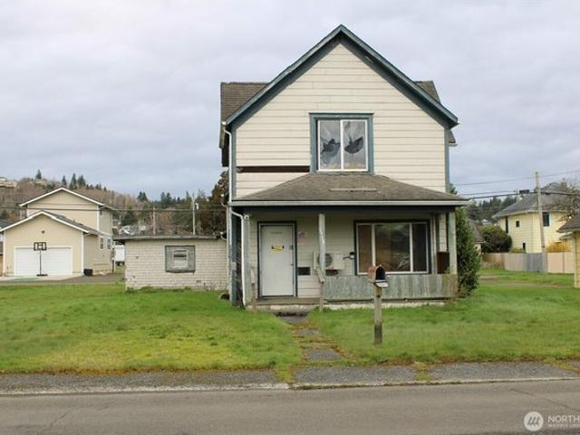 House for sale in Aberdeen, Washington