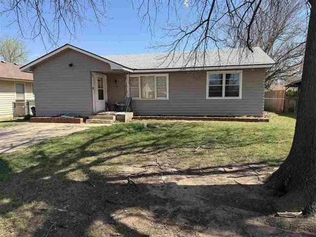 House for sale in Blackwell, Kay County