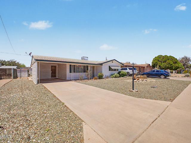 House for sale in Apache Junction, Arizona