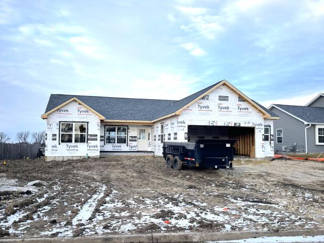 House for sale in Mchenry, Illinois