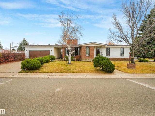 House for sale in Dickinsfield, Edmonton