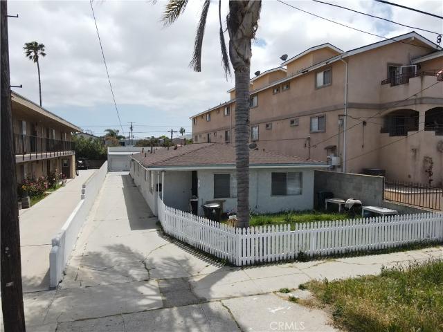 House for sale in Canoga Park, California