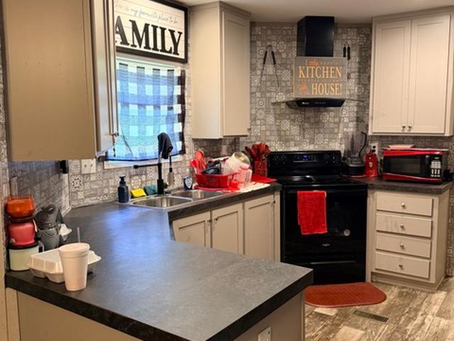 House for sale in Jourdanton, Texas