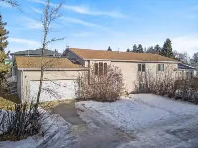 House for sale in Wedgewood, Alberta