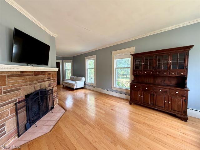 House for sale in Middlefield, Ohio