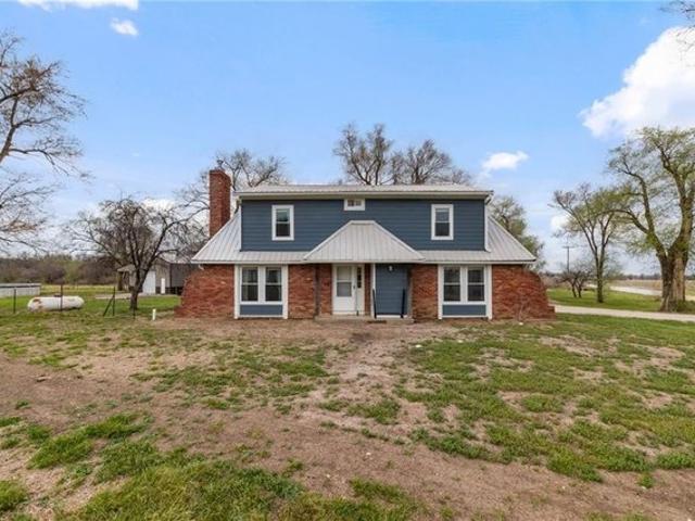 House for sale in Bates, Missouri
