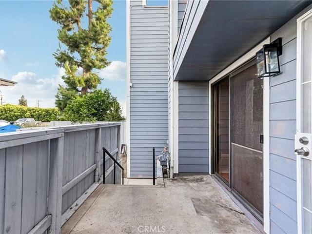 Townhouse for sale in Van Nuys Neighborhood Council District, Canoga Park
