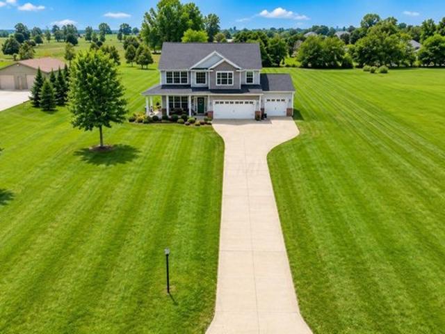 House for sale in Ashville, Ohio