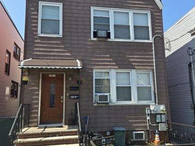 House for sale in Hudson, New Jersey