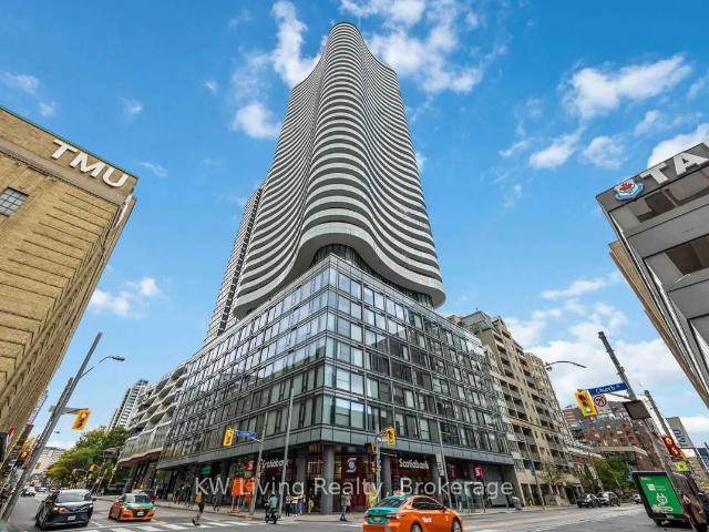 Condo for rent in Toronto, Golden Horseshoe