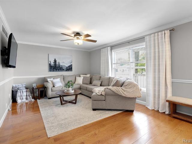 House for sale in Madison Heights, Oakland County