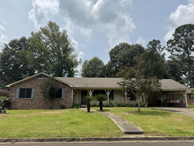 House for sale in Columbia, Mississippi