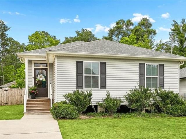 House for sale in Mandeville, Louisiana