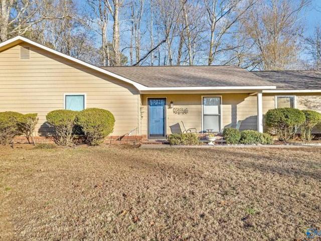 House for sale in Albertville, Alabama