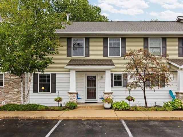 Townhouse for sale in Traverse City, Michigan