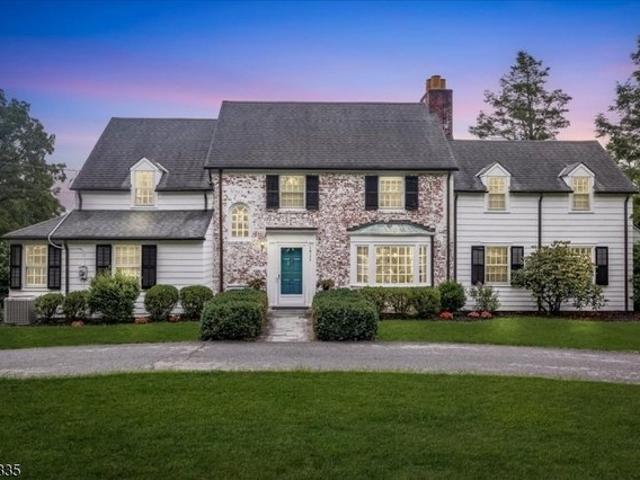 House for sale in Gillette, New Jersey