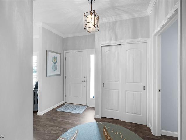 House for sale in Lakeside Marblehead