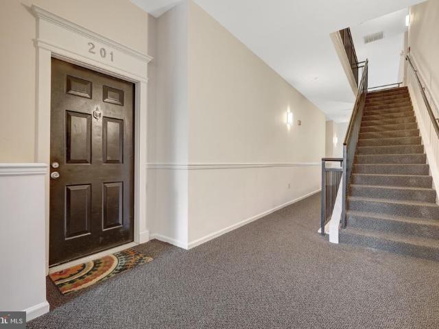 Condo for sale in Virginia