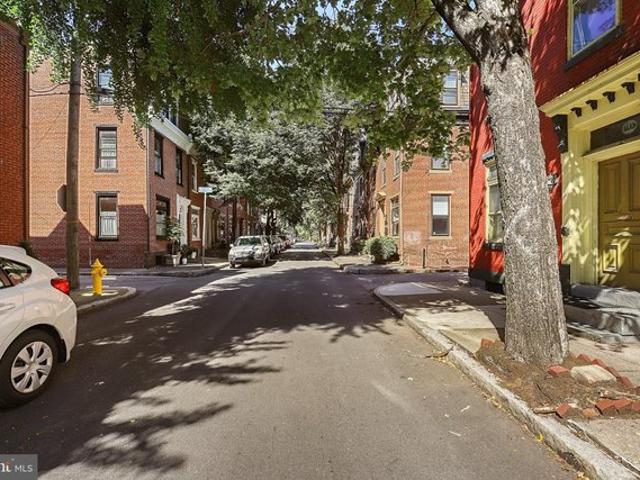 Townhouse for sale in Harrisburg, Pennsylvania