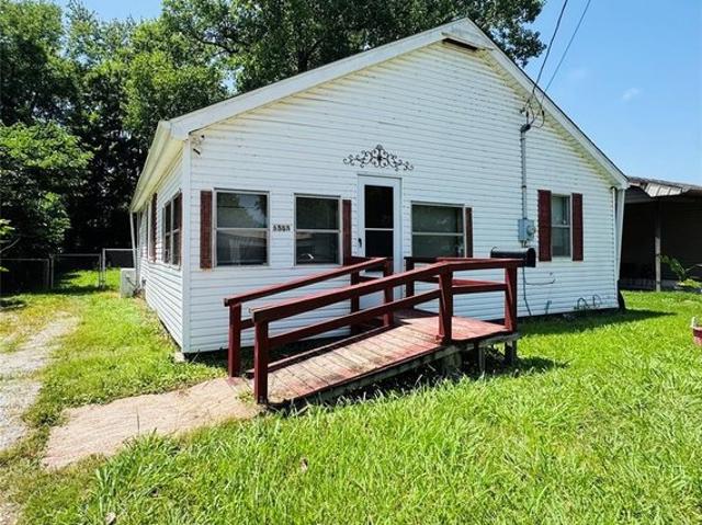 House for sale in Poplar Bluff, Missouri