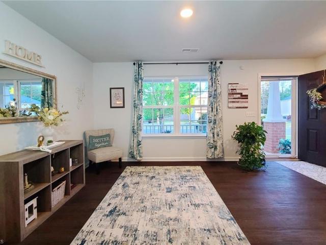 House for sale in Pfafftown, North Carolina