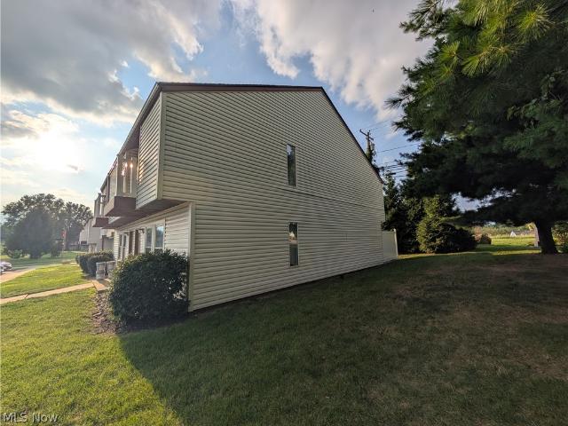 Condo for sale in Kent, Portage County