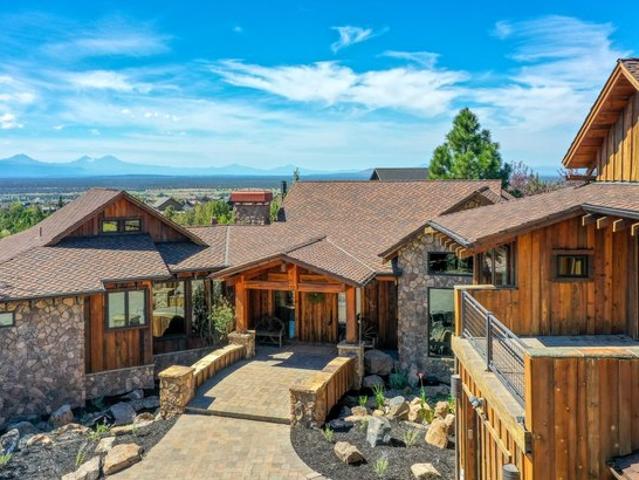 House for sale in Powell Butte, Crook County