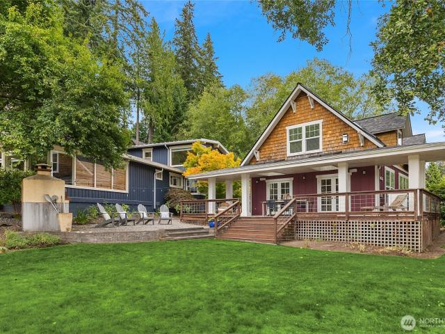 House for sale in Bainbridge Island, Washington