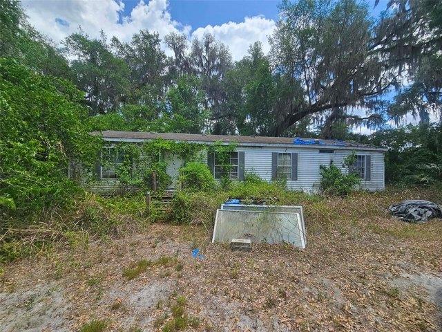 House for sale in Anthony, Florida