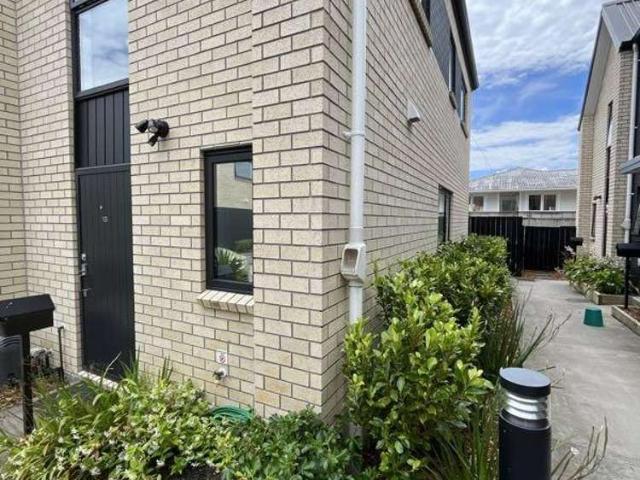 Townhouse for rent in Auckland