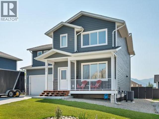 House for sale in Castlegar, British Columbia