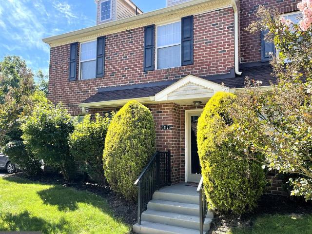 Condo for sale in Chancellor Place, Hamilton Township