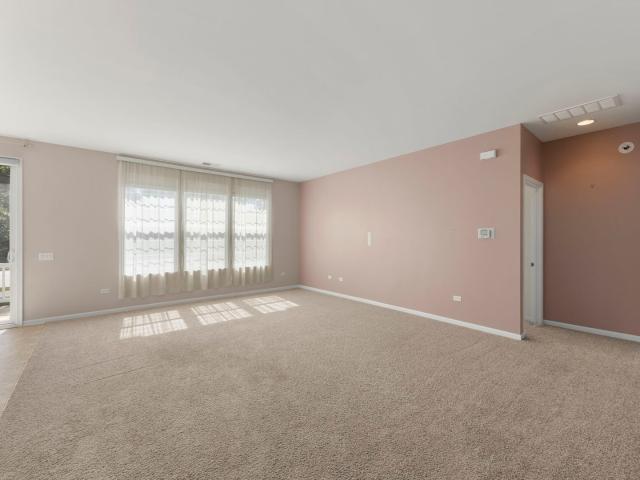 Townhouse for sale in Shorewood, Illinois