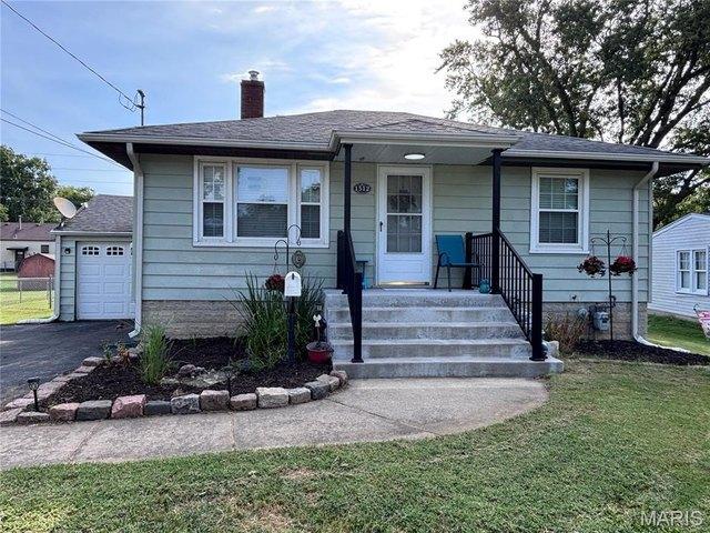 House for sale in Collinsville, Madison County