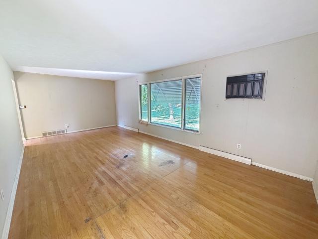 House for sale in Iowa